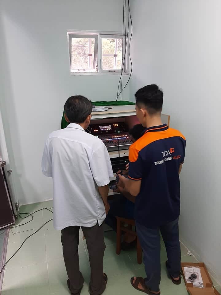 Thi công âm thanh hội trường phòng họp Cai Lậy